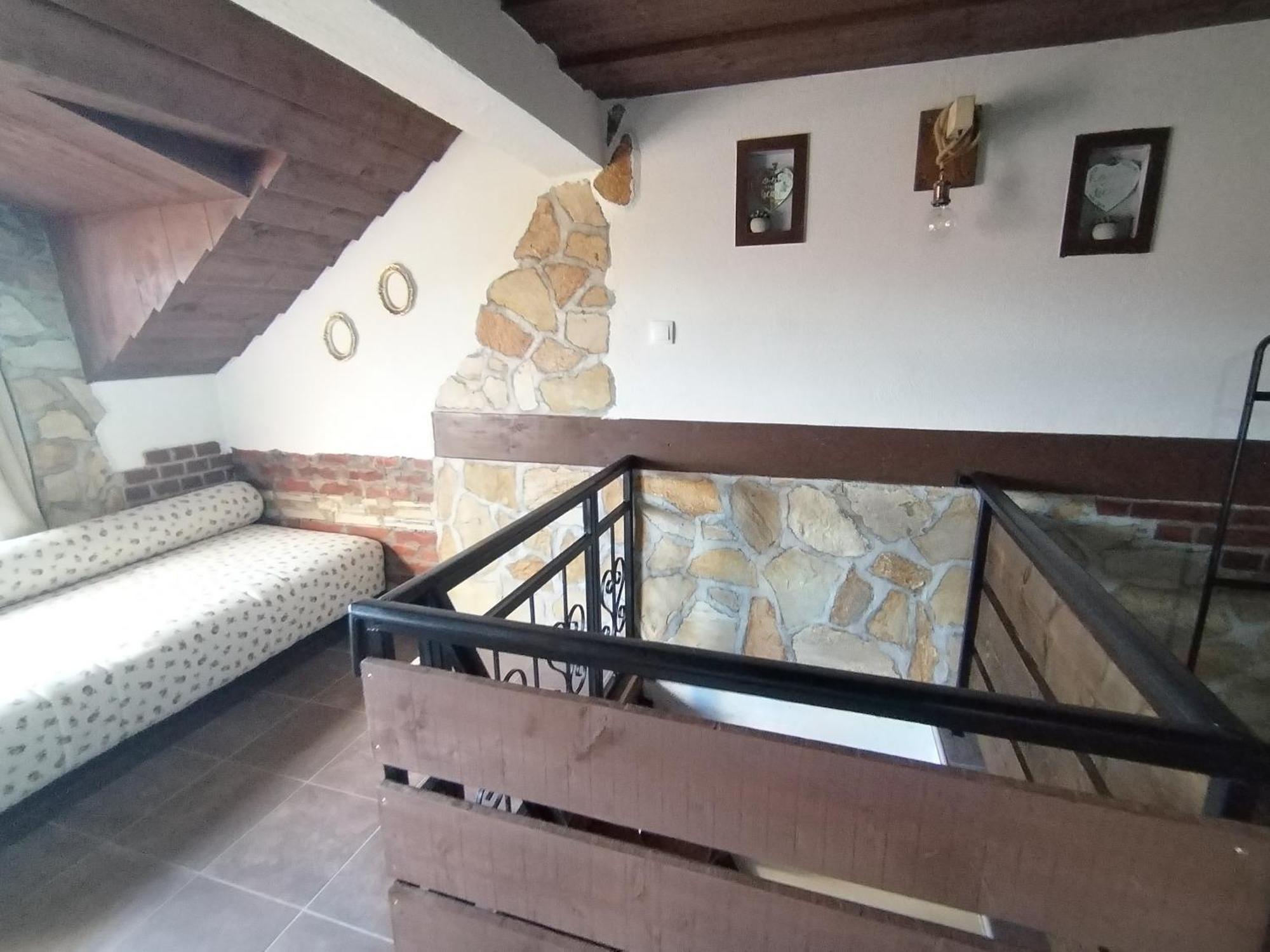 הוילה Ni Seosko Turisticko Domacinstvo Imunsan מראה חיצוני תמונה
